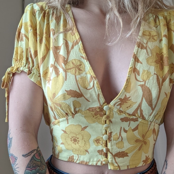 Urban Outfitters 70s Print Peasant Top - Picture 4 of 6